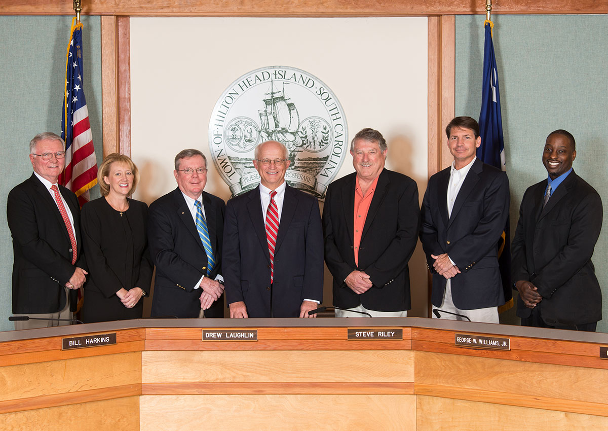 2012-2014 Town Council on Council Chambers Dais